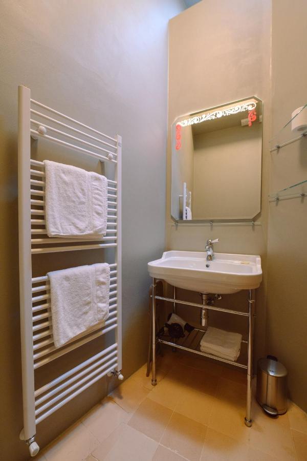 Palazzo Froussard B&B And Living Lukka Zewnętrze zdjęcie