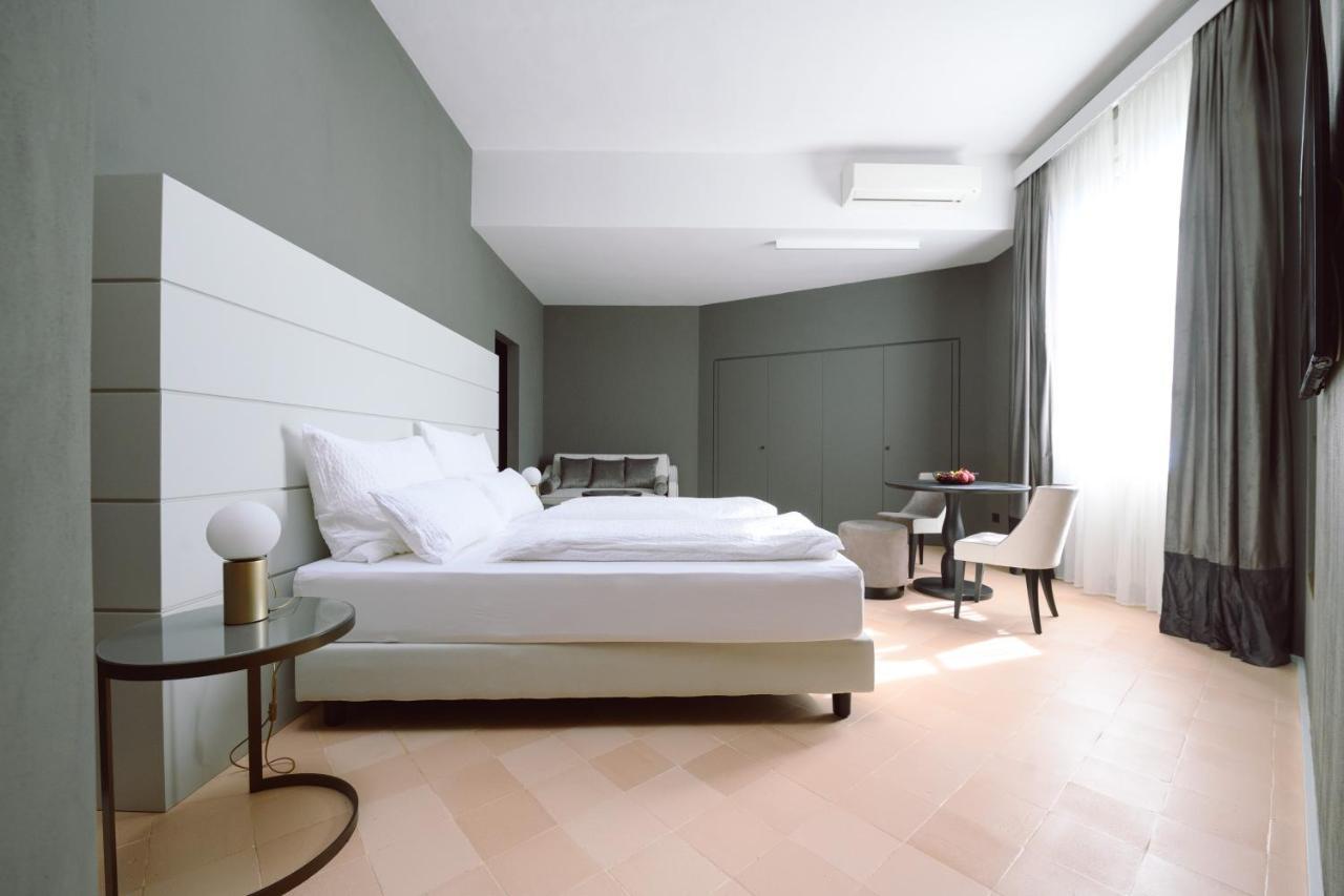 Palazzo Froussard B&B And Living Lukka Zewnętrze zdjęcie